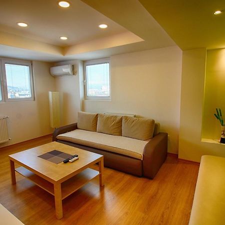 Premium 4U - City Center 50M2 - Скопье Экстерьер фото